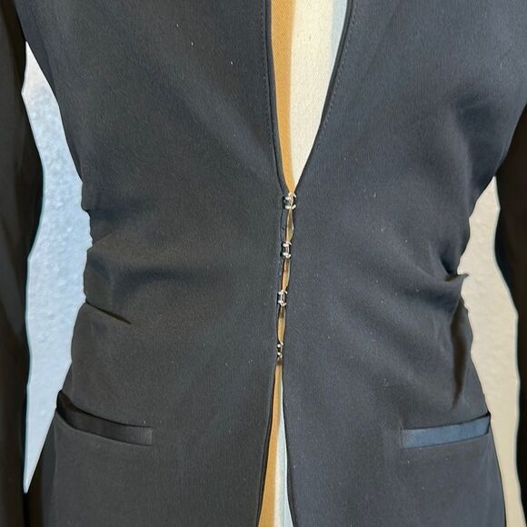 Jonathan Simkhai Black Fitted Blazer with Notched Lapels size 0 - Picture 4 of 17